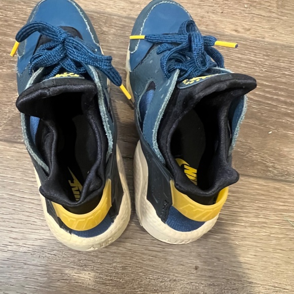 Nike Mens Huarache Premium Armory Navy University GOld - Picture 7 of 10